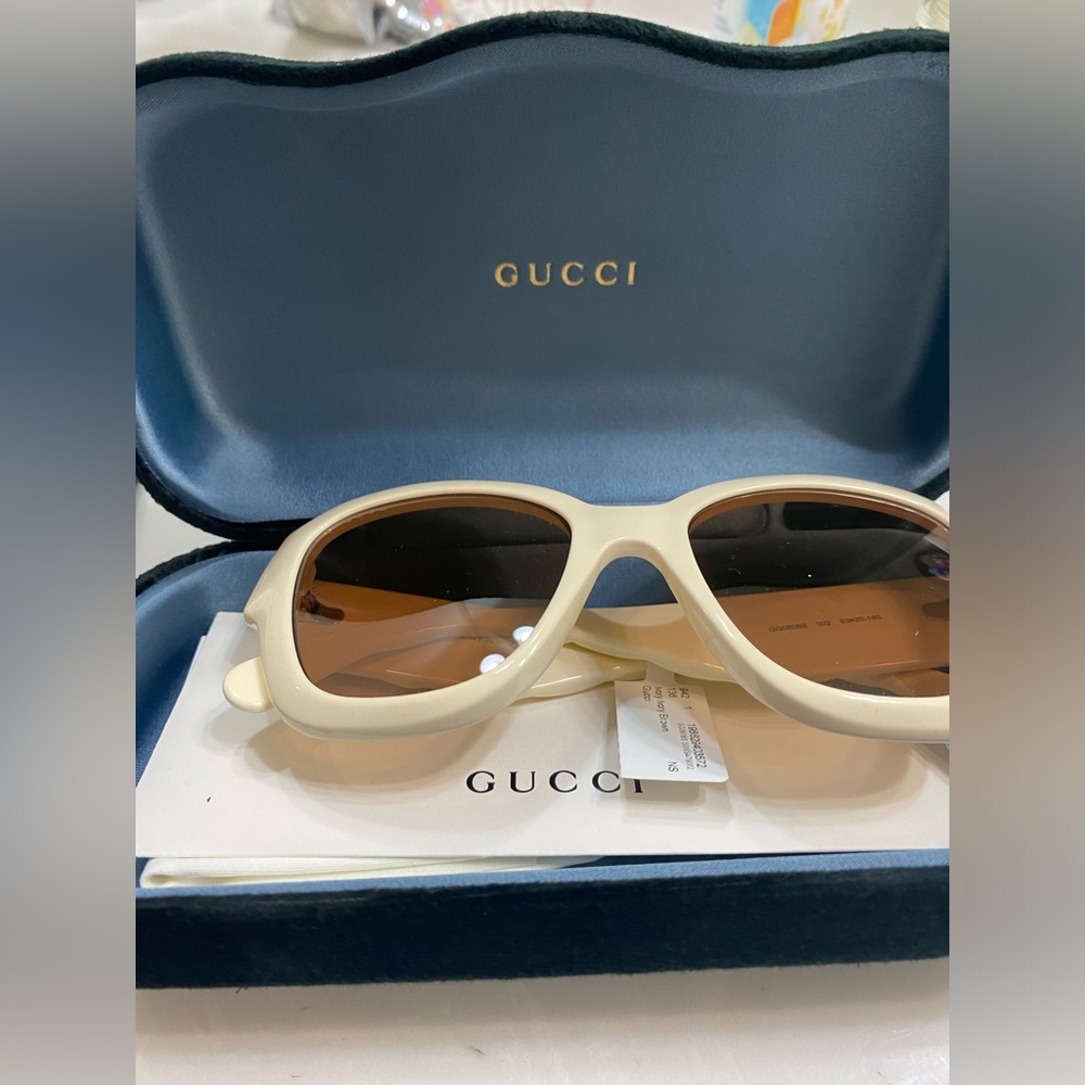 Gucci women shades